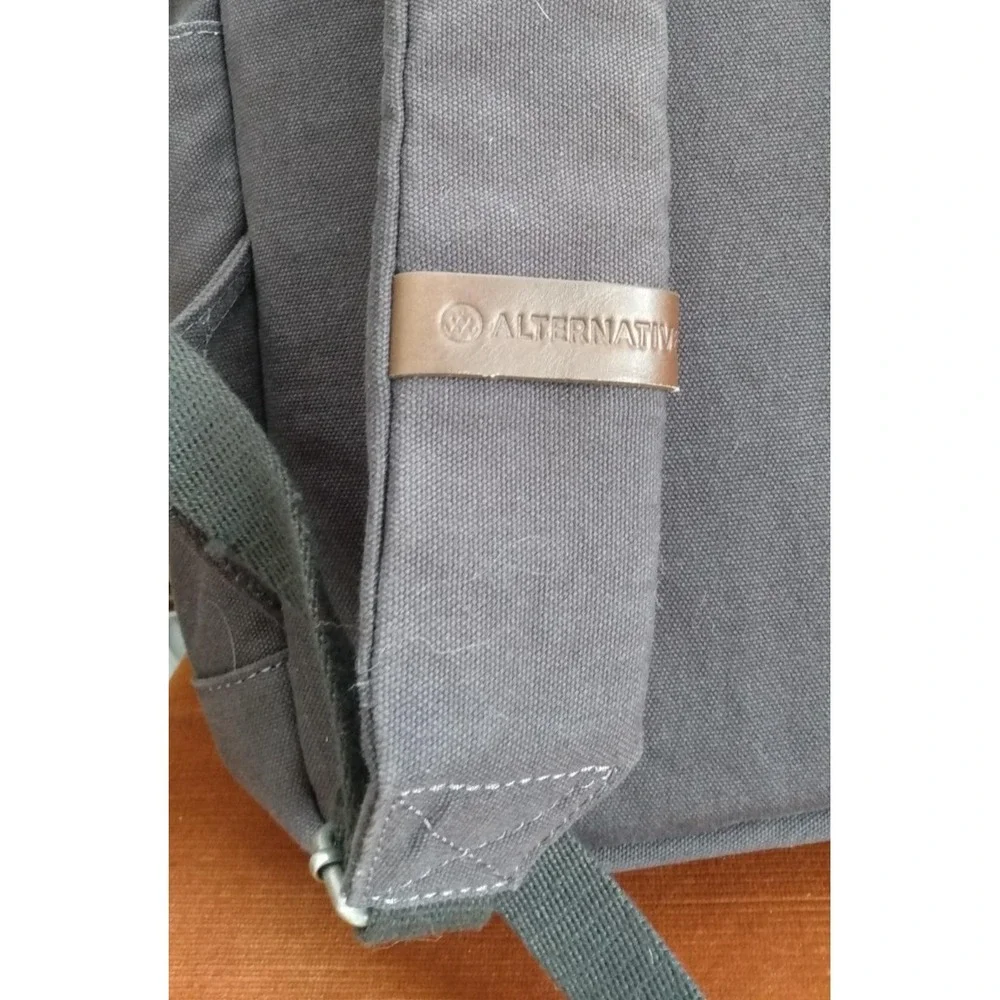 Alternative COCA-COLA Logo Padded Laptop Backpack Minimalist Monochrome Lash Tab